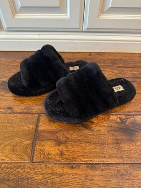 UGG Black Fluffy Slippers